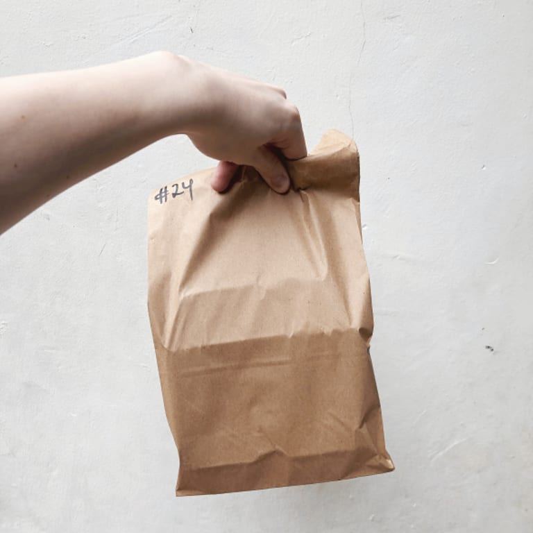 Finger-Lickin' Fries: Easy Pickup and Delivery