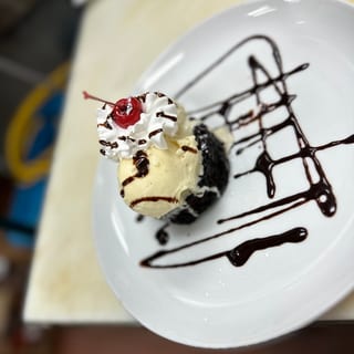 Warm Brownie A la Mode